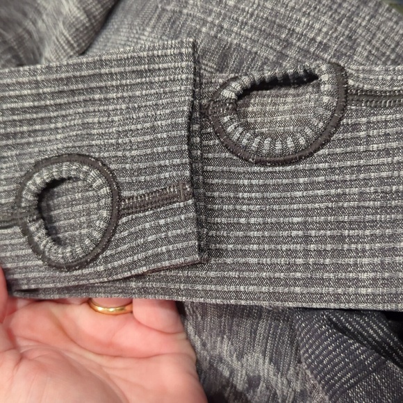 Lululemon Rest Less Pullover Heathered Black - Picture 7 of 9